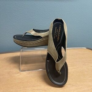 Donald J. Pliner Tan /gold  Nubuck  Wedge Thong  Sandals 7.5.
